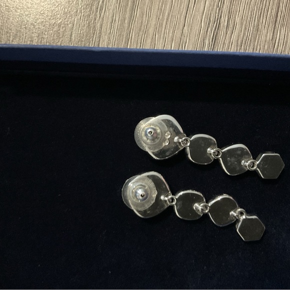 Swarovski Elegant Silver Drop Earrings - Picture 3 of 4